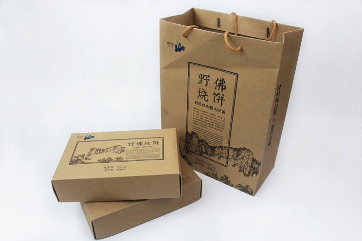 這樣原汁原味土特產(chǎn)禮品盒+手提袋套裝你也想要嗎？快來長沙印刷廠日大彩印定制！